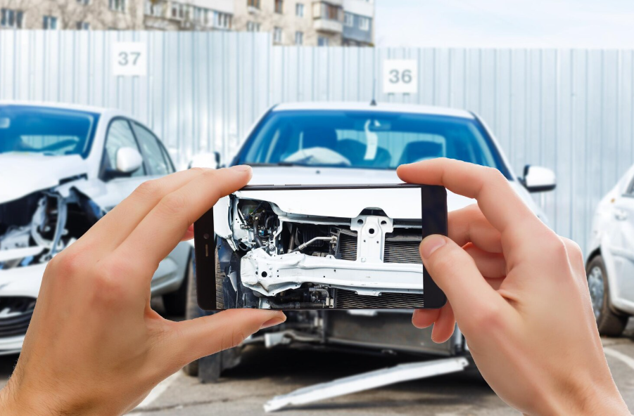 Deal With Insurance Companies After a Car Accident