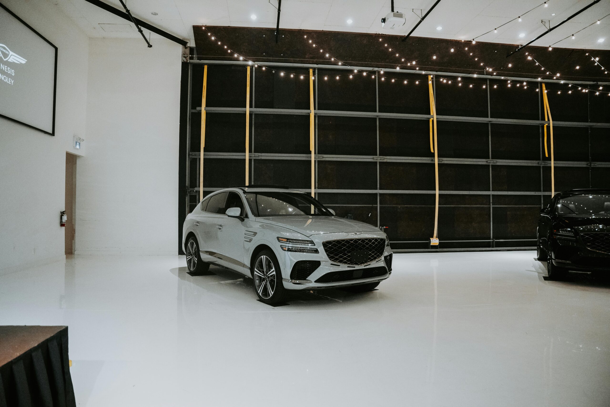 Secrets to Buying a Premium Car Without Overpaying